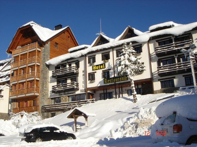 Hotel Tirol Formigal Buitenkant foto