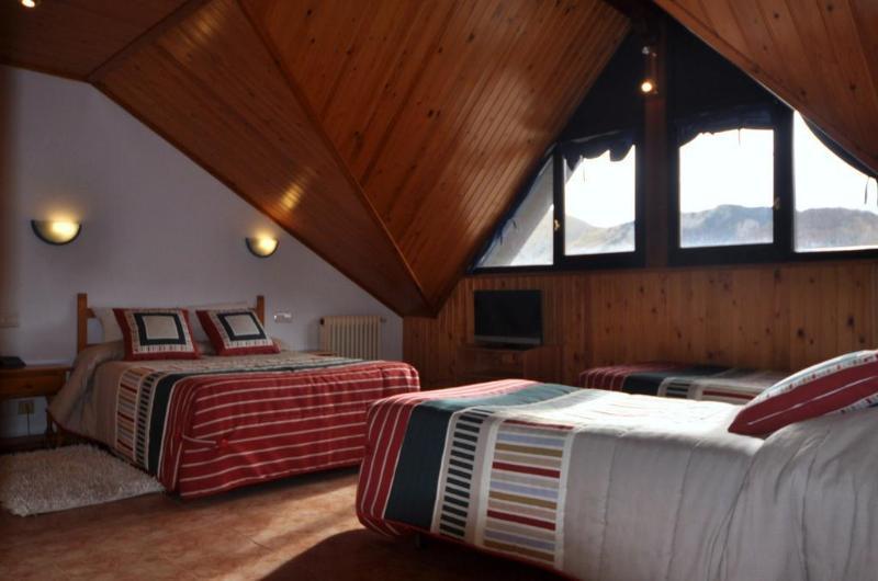 Hotel Tirol Formigal Buitenkant foto